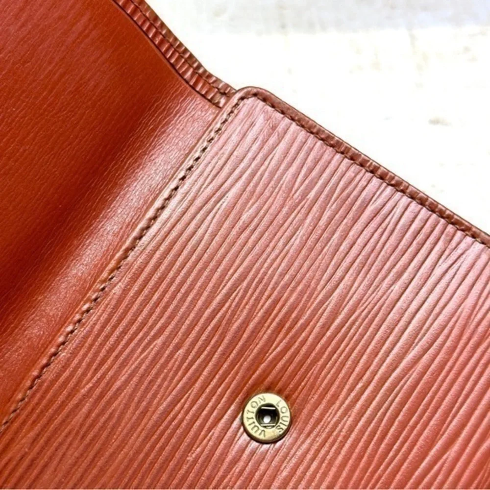 AUTHENTIC Louis Vuitton Marco Wallet. Color: Brown.